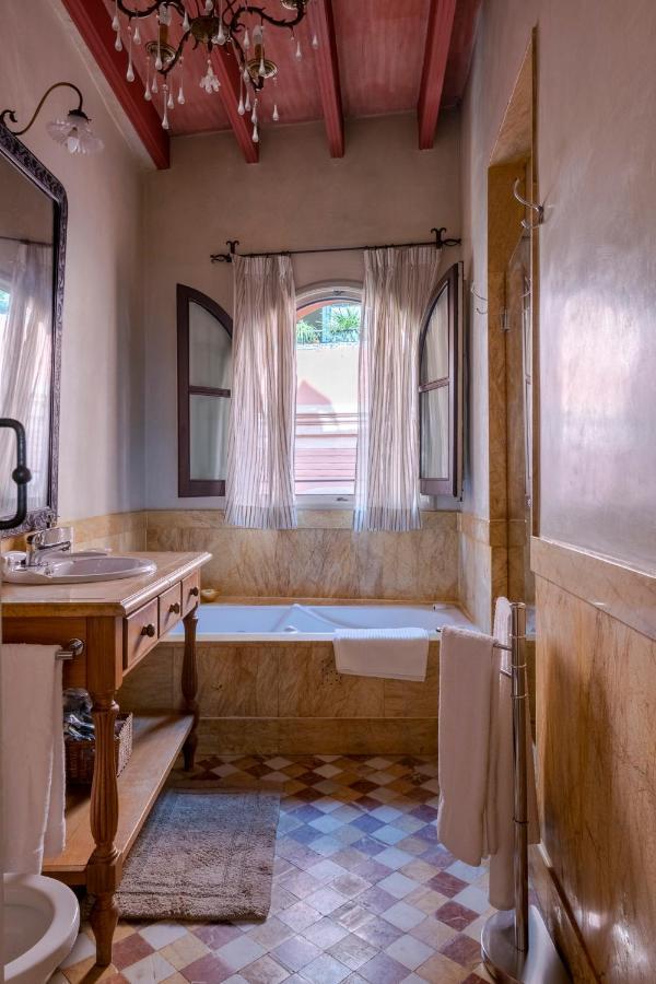 Exclusiva Casa En El Centro Historico De Sevilla Exteriör bild